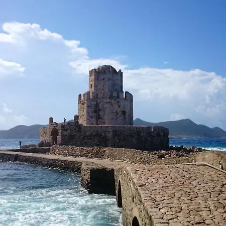 House With 3 Bedrooms In Methoni With Enclosed Garden And Wifi 4 Km From The Beach *